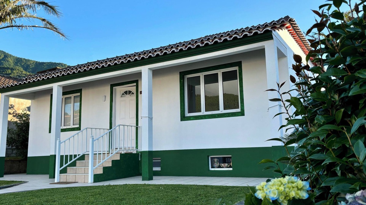 Agua Retorta Villa | Hidden paradise between the sea and the mountains. Casa Cidalisa is ideal for 4