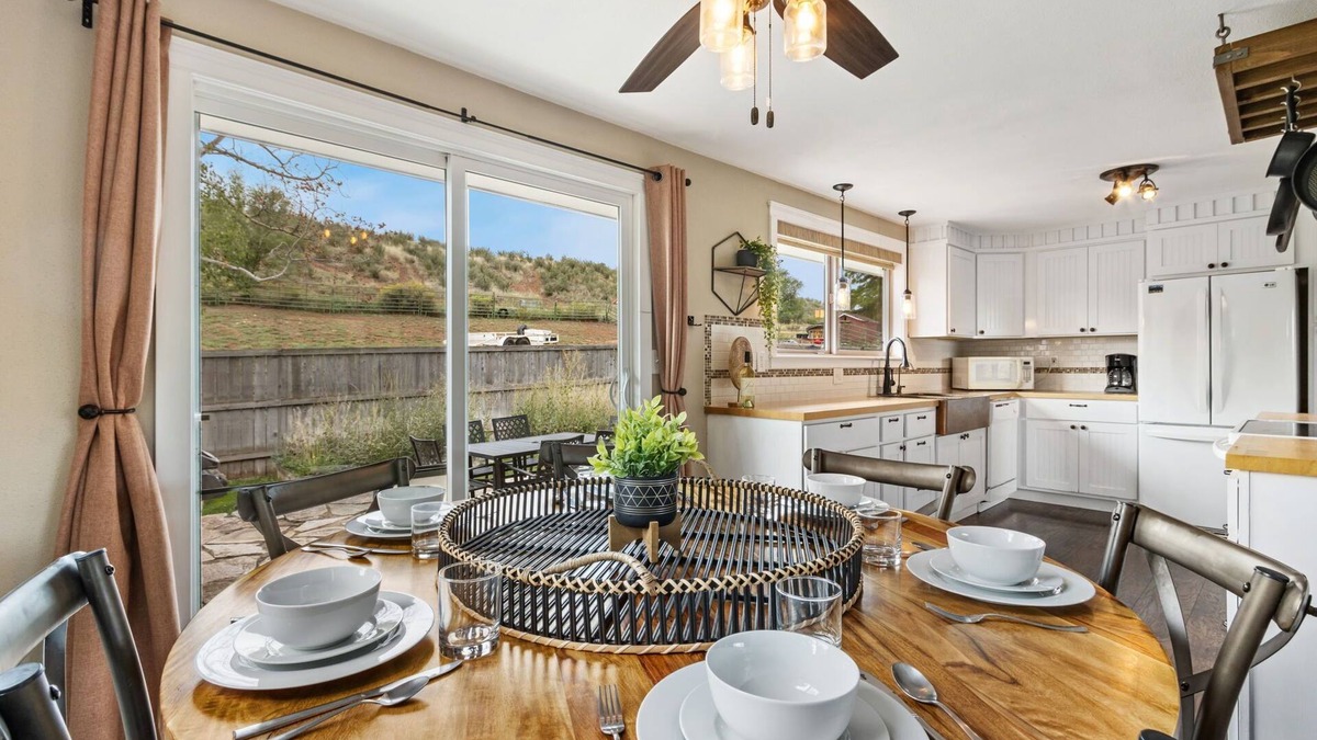 Loveland House | Hidden Valley Retreat Quiet Escape w/Mtn Views!