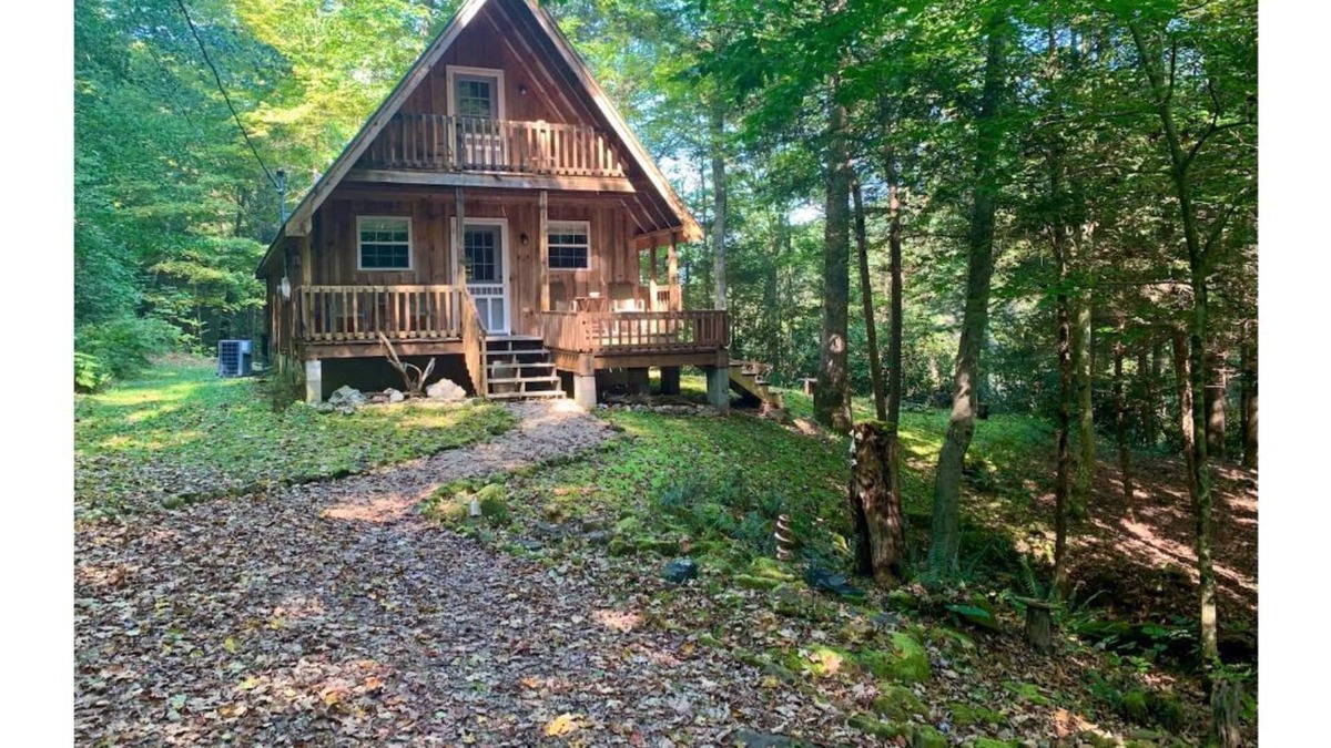 Wellington Cabin | Hideaway Falls - cabin with private waterfall view