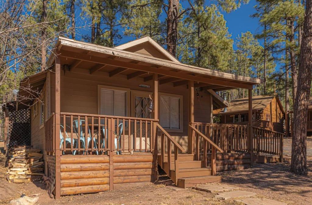Christopher Creek House | Hideaway forest cabin 9 Squirrels Den