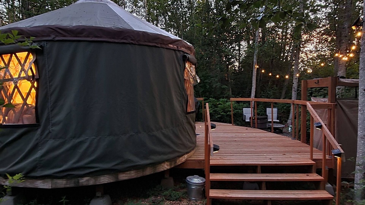 Bellingham House | Hideaway Glamping Yurt