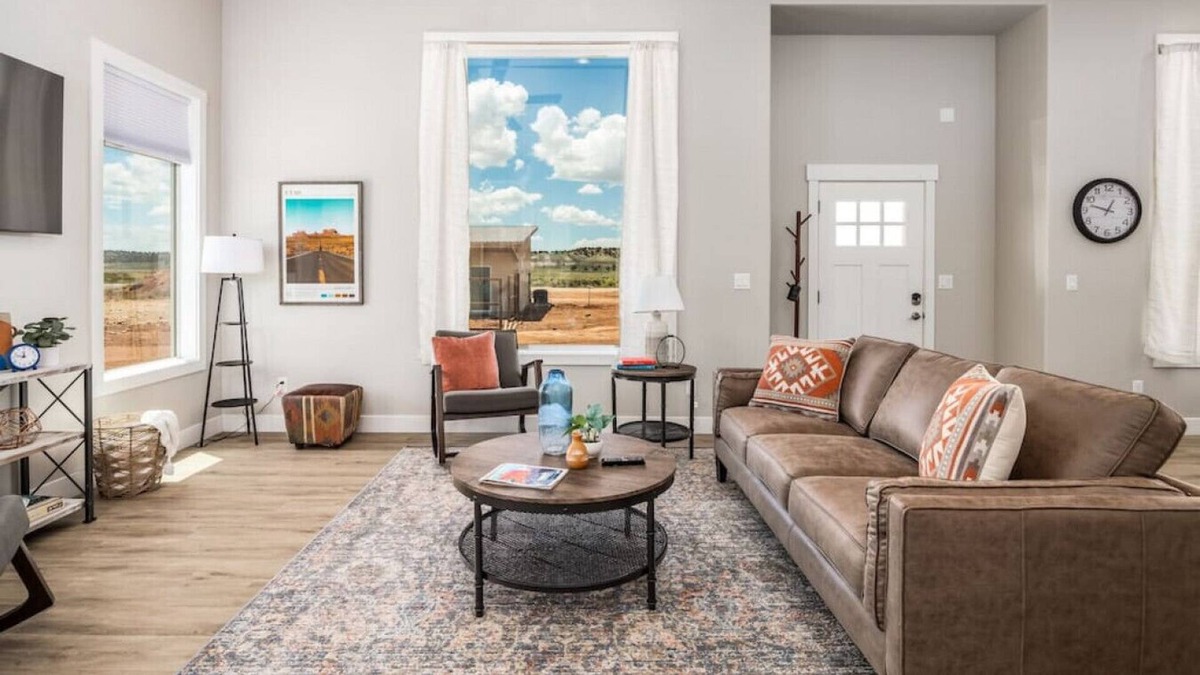 Kanab House | High Desert lux w/pool, pickleball, playground & fire pit