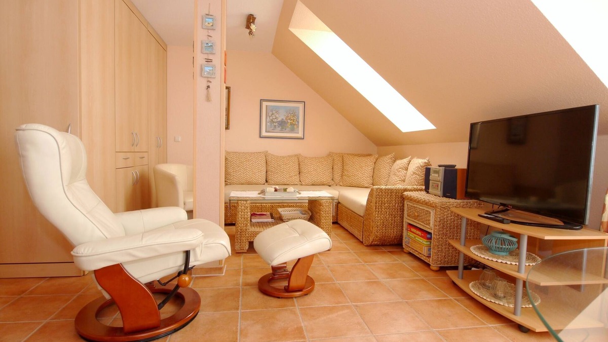 Zingst Apartment | High-quality furnished vacation apartment directly on the Baltic Sea beach!