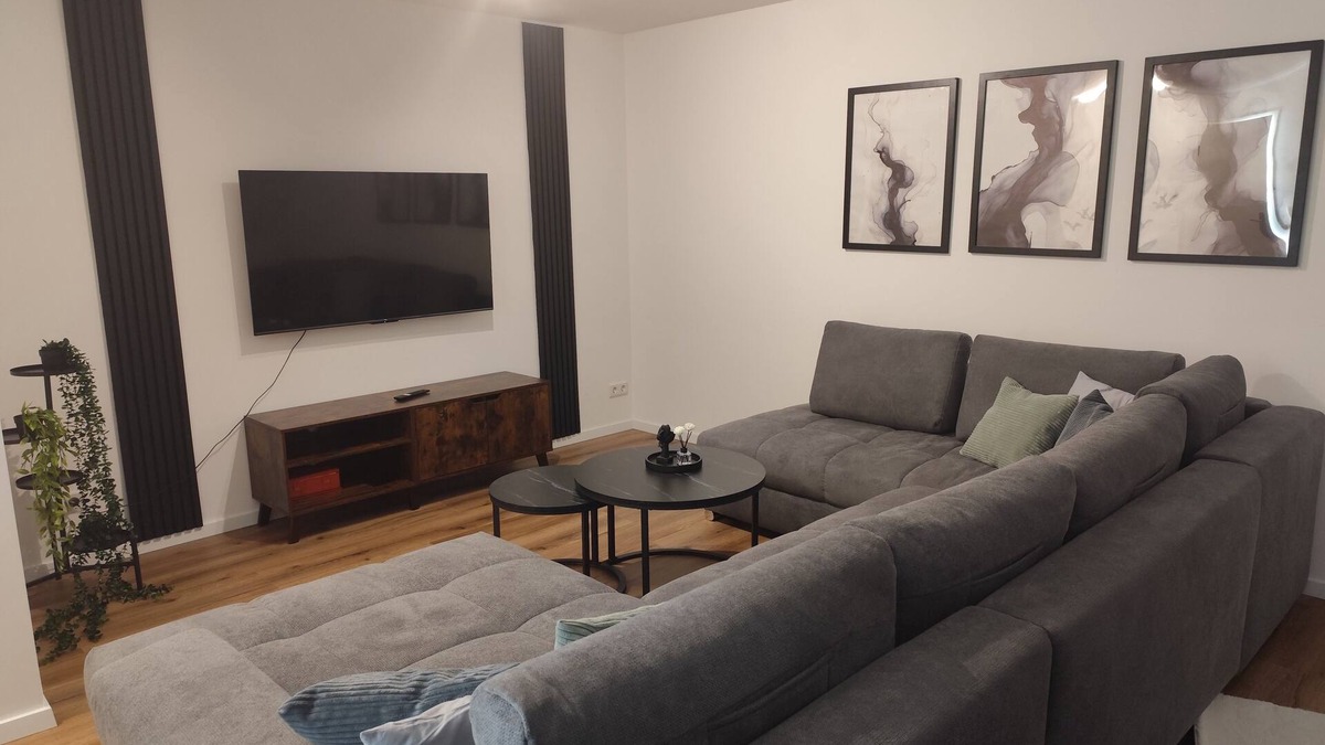 Damm Apartment | High-quality DGW for business people or family vacations - with parking facilities