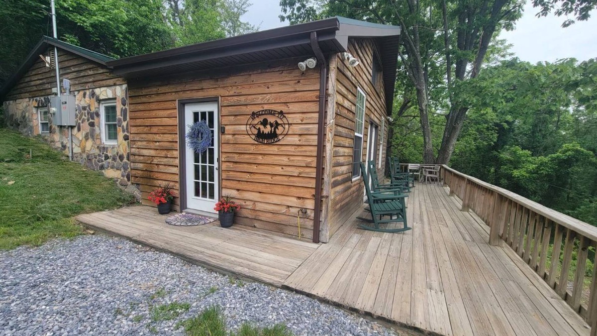 Stanley Cabin | High Ridge cabin in the Blue Ridge Mountains