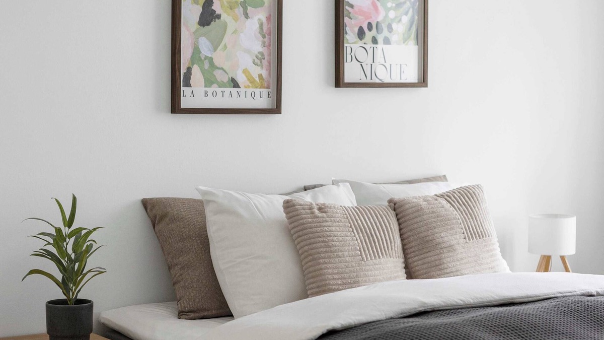 Midtbyen Apartment | High-Street Residence