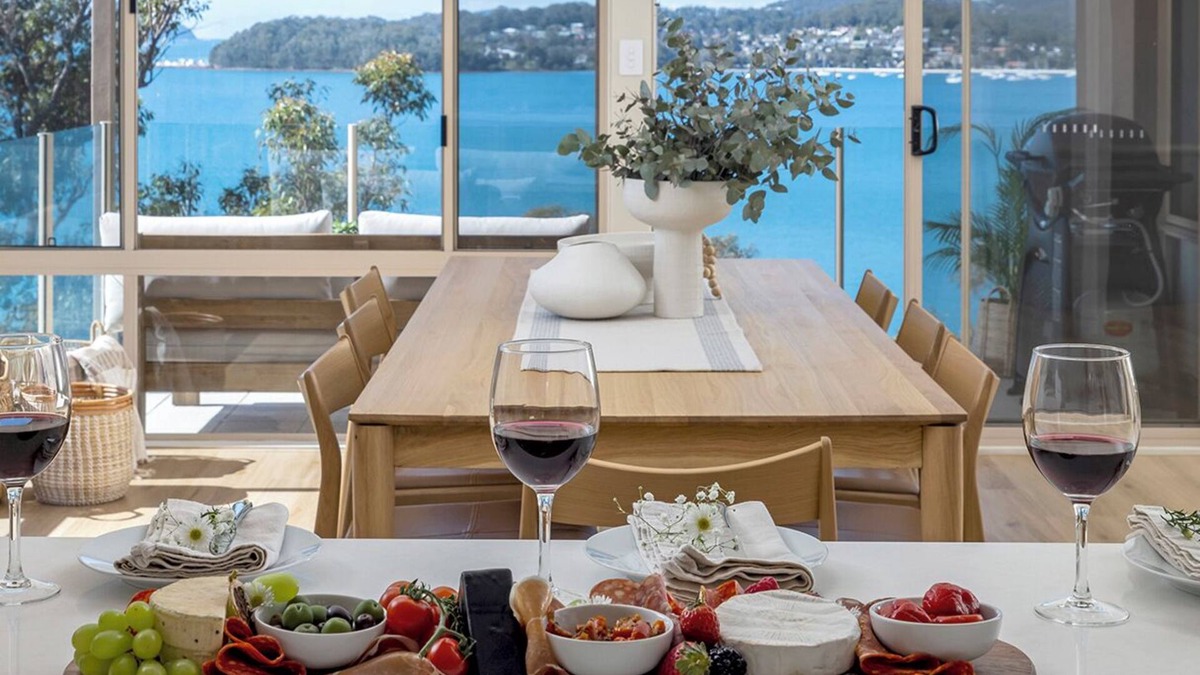 Salamander Bay House | High View Holiday House - Striking duplex with Heated pool and sea views