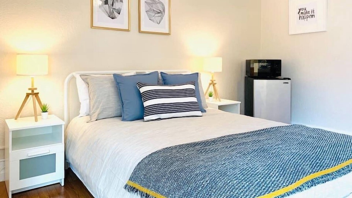 Cortez Hill Apartment | High Walkability | Stylish Studio | Easy Check-in
