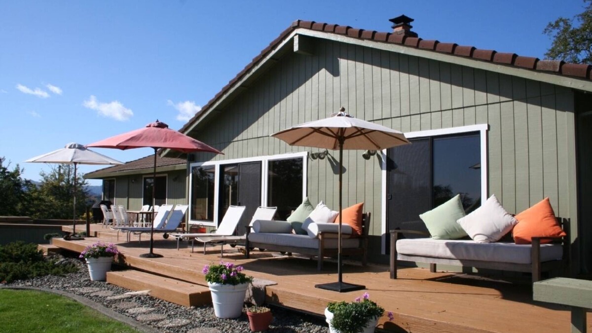 Geyserville House | Highly Rated, Contemporary Wine Country Home with Sweeping Views