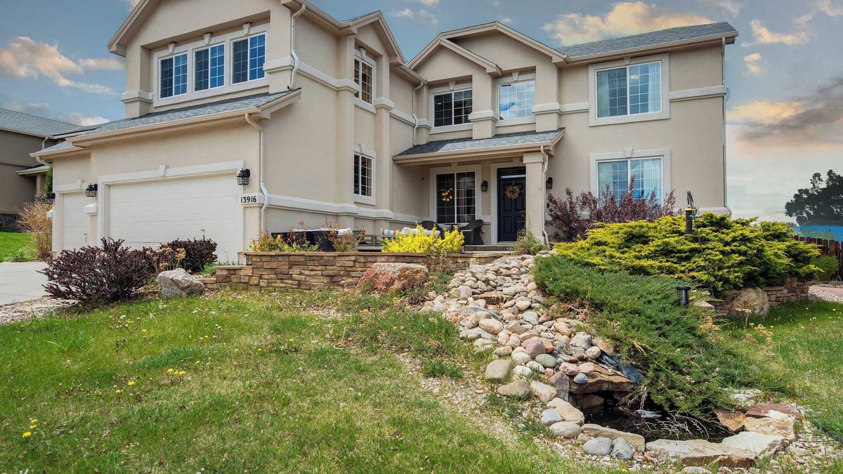 Northgate House | Highpoint Hills! Great Views w Games & Fitness