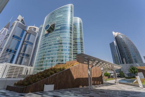 DIFC Apartment | HiGuests - Luxury Apartment in the Iconic Park Towers
