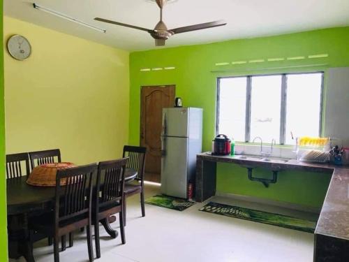 Sungai Besar House | Hijau Homestay