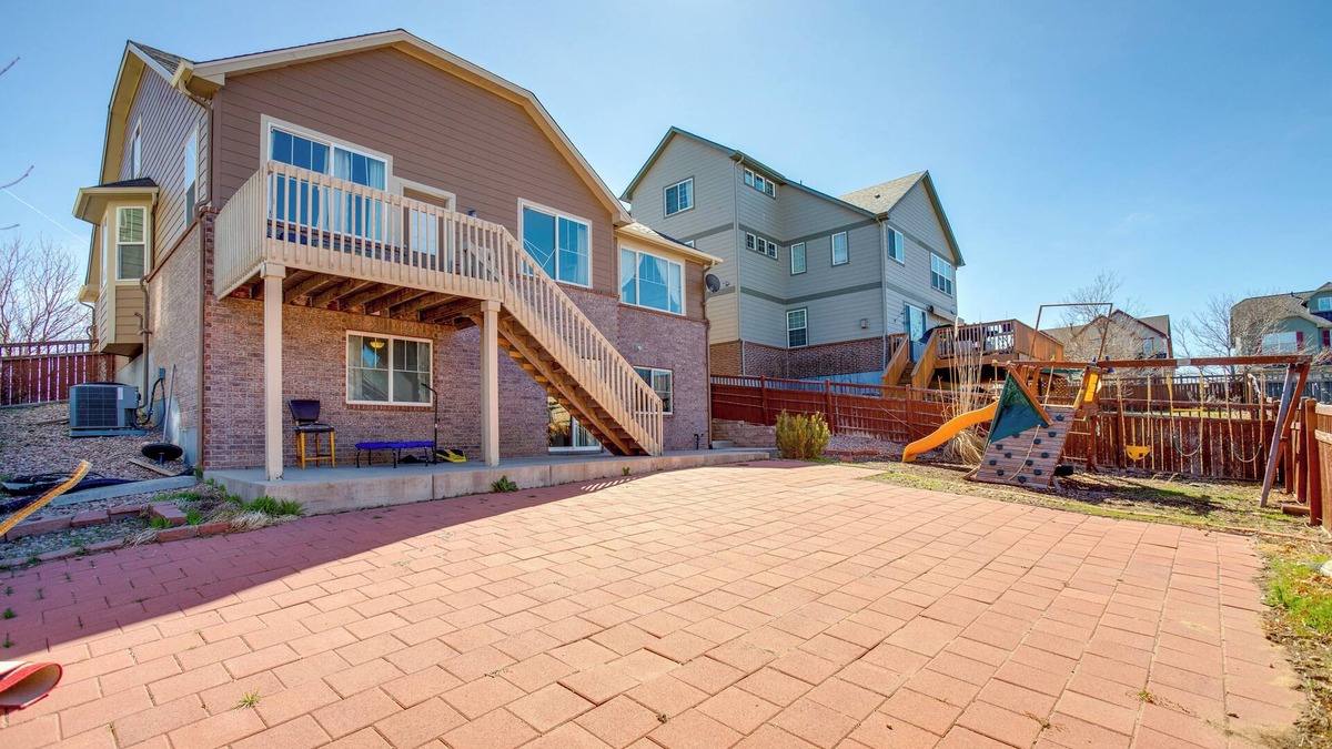 Dupont Apartment | Hike, Explore & More: Aurora Retreat w/Yard
