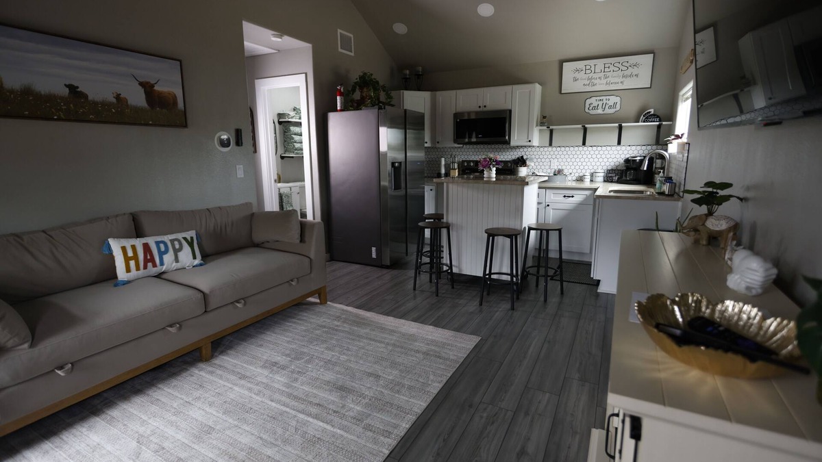 Spring Branch House | Hill house