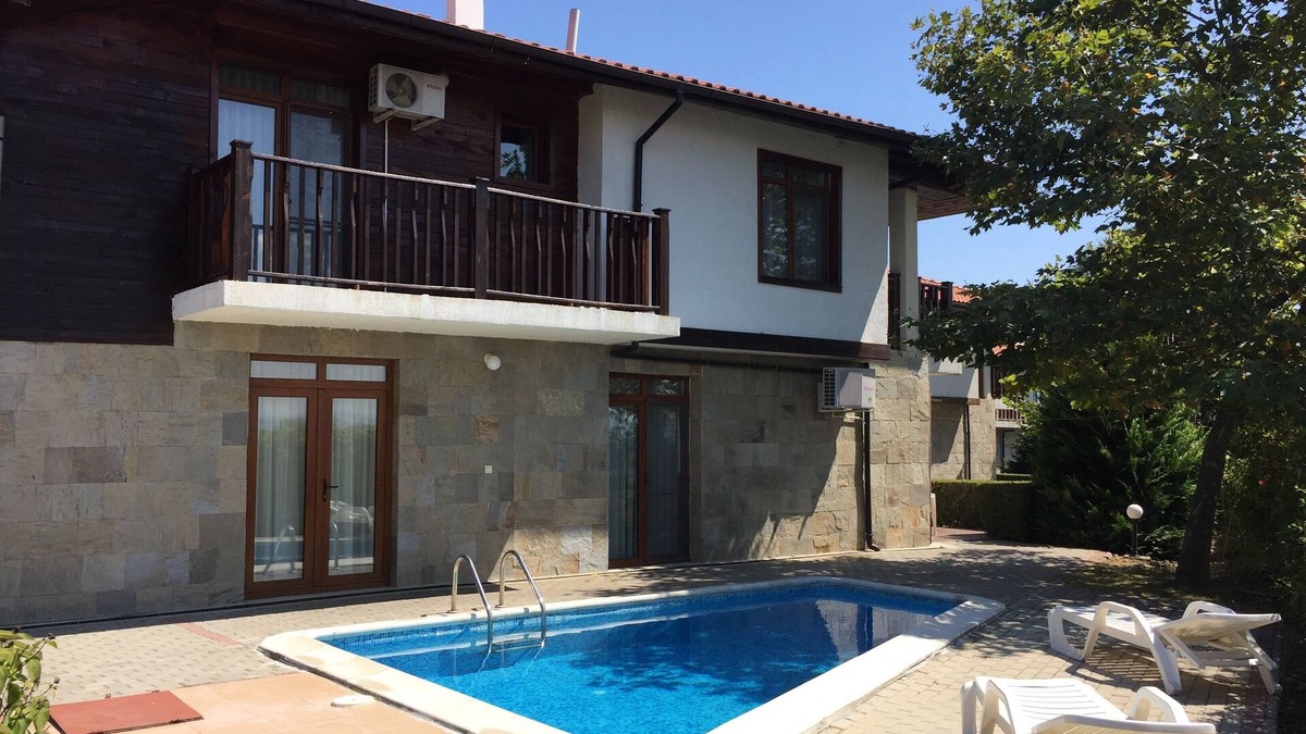 Sunny Beach Villa | Hill Top Villa near to Sunny Beach with 4 Bedrooms, Private Pool and WIFI