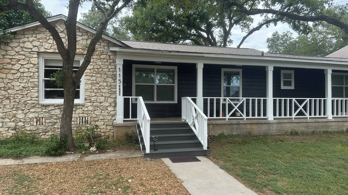 San Marcos House | Hillcrest House is a family-friendly 3-bedroom house in the heart of San Marcos!