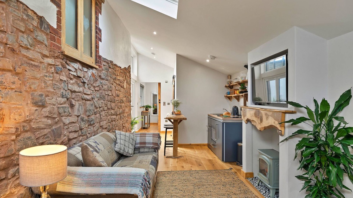 Burlescombe Cottage | Hillfarrow Hideaway