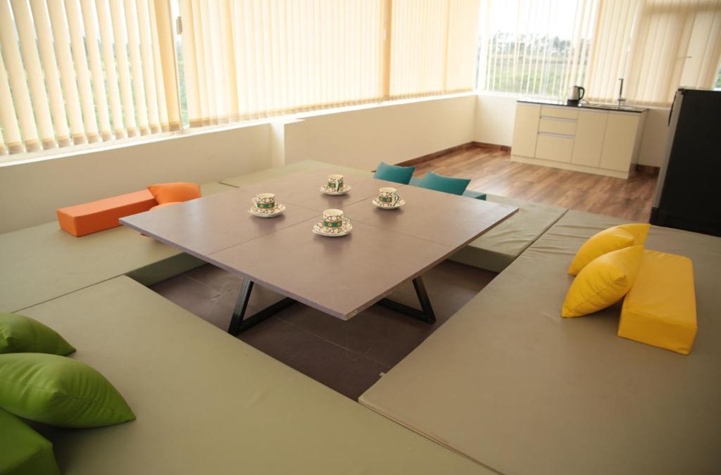 Vastare Apartment | Hills and Winds