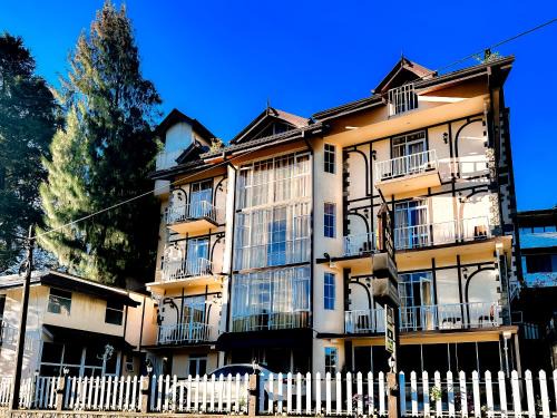 Nuwara Eliya Hotel | Hills by Kubura