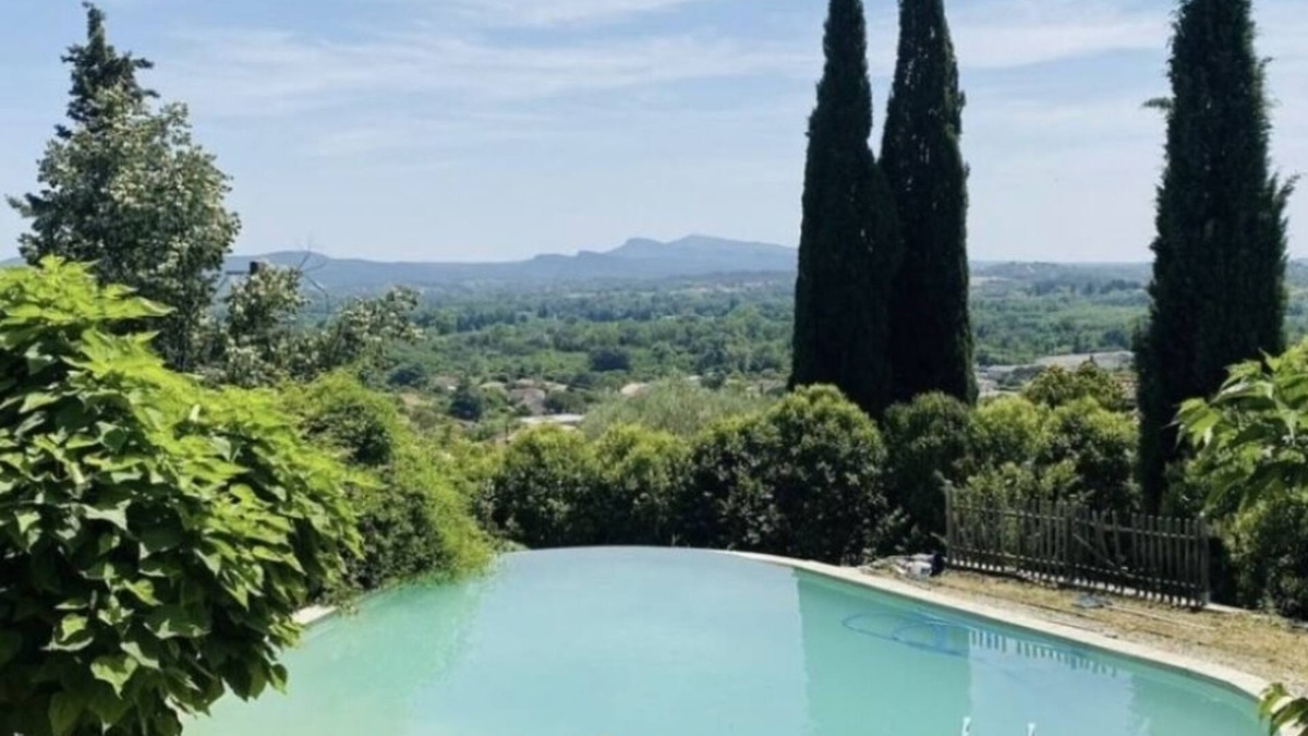 Saint-Ambroix Villa | Hillside villa