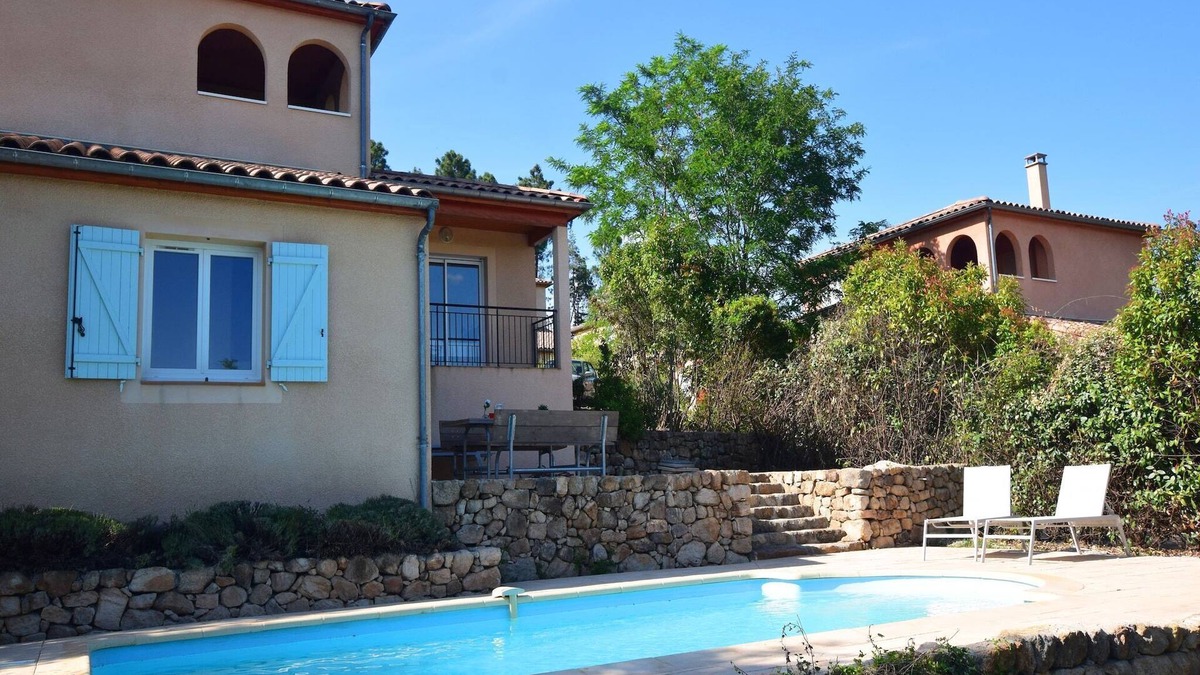 Joyeuse Villa | Hillside Villa with Pool, Joyeuse