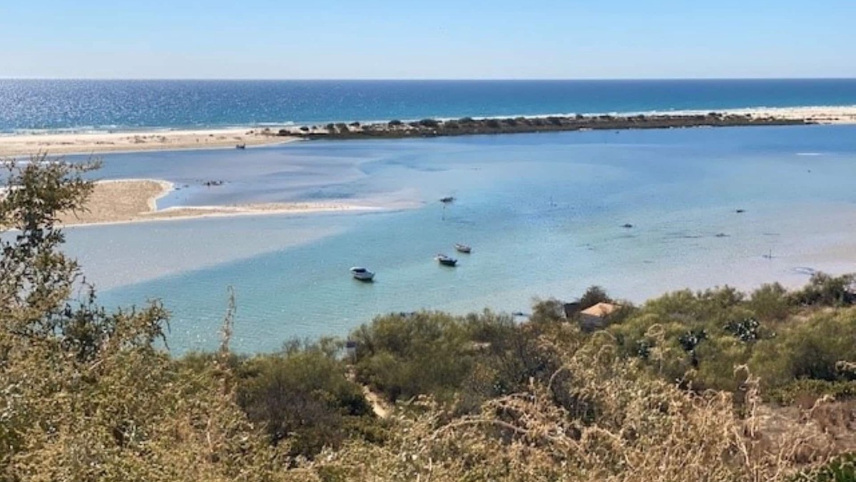 Olhao Cottage | Hilltop Cottage For 2 (optional extra room for 2), 60m2 Pool & Amazing Sea Views