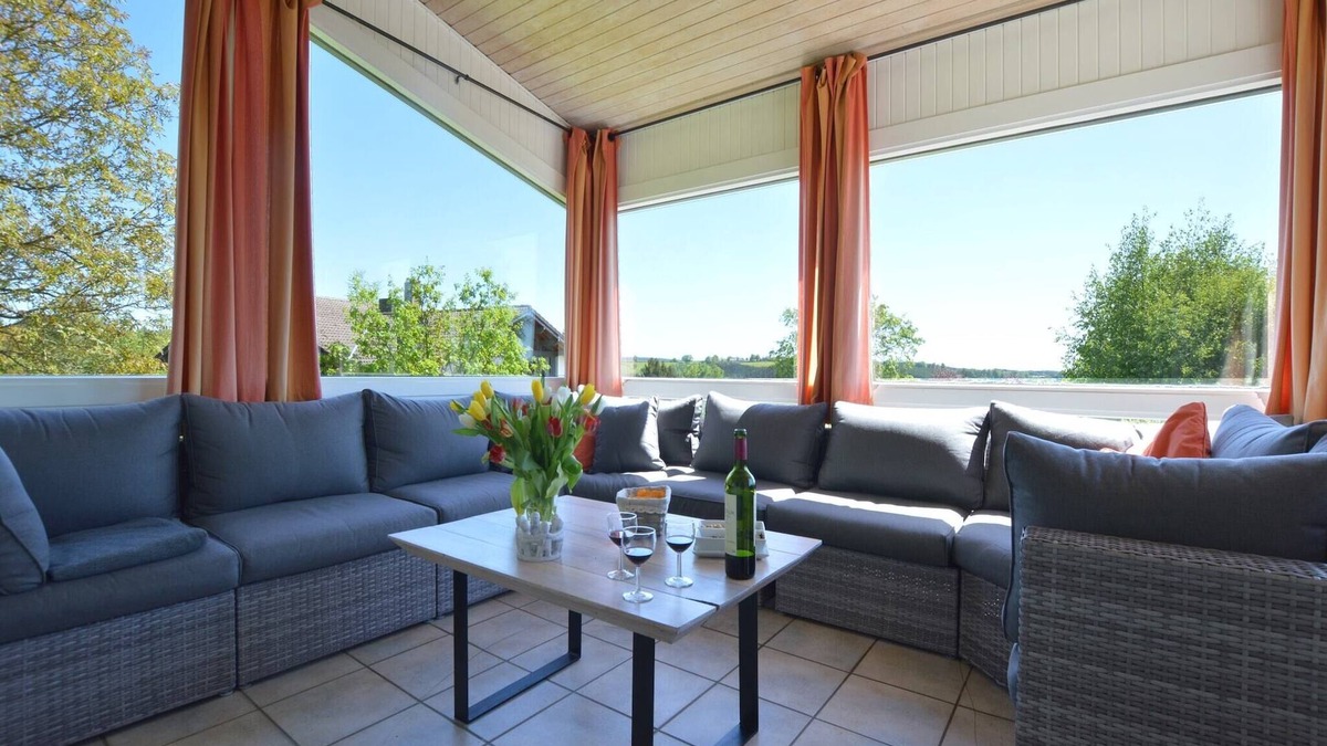 Malmedy House | Hilltop Haven in Malmedy