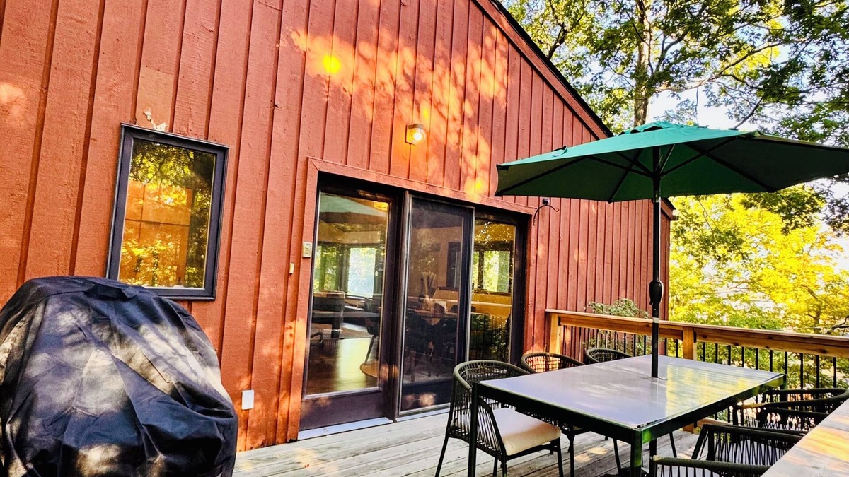 Grand Beach House | Hilltop Hideaway is a mid-century modern home 1 block from Lake Michigan