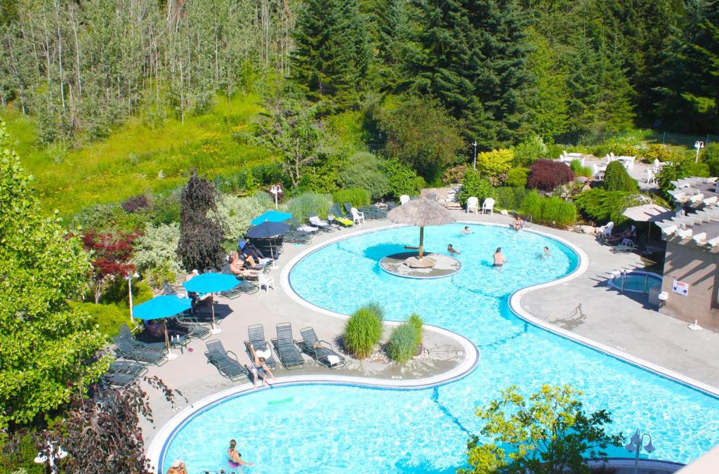 Salmon Arm Hotel | Hilltop Inn - Salmon Arm