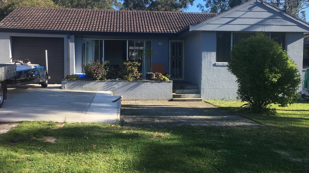 Sunshine Bay House | hillview@batemans bay
