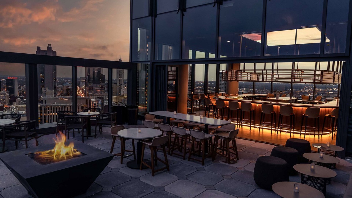 Arena District Hotel | Hilton Columbus Downtown
