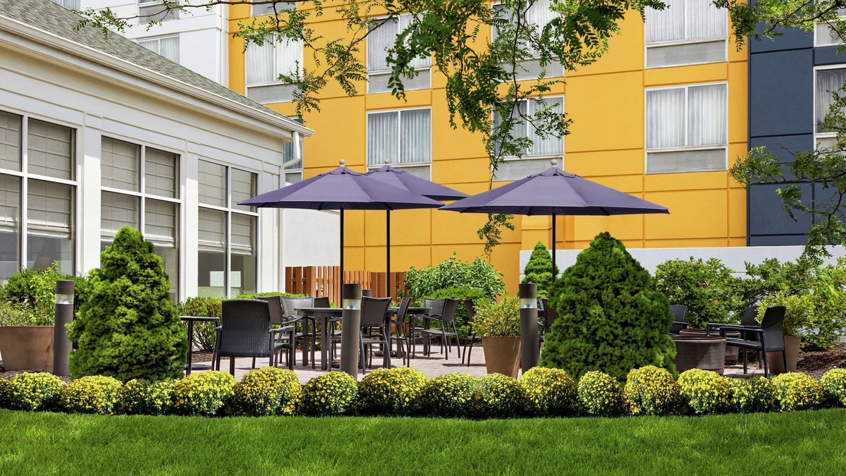 Allentown Hotel | Hilton Garden Inn Allentown Bethlehem Airport
