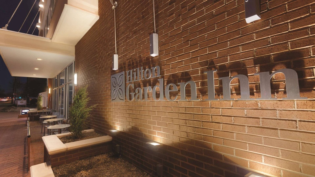Falls Church Hotel | Hilton Garden Inn Falls Church