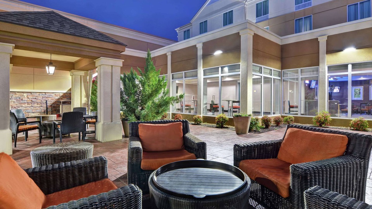 Fayetteville Hotel | Hilton Garden Inn Fayettevile