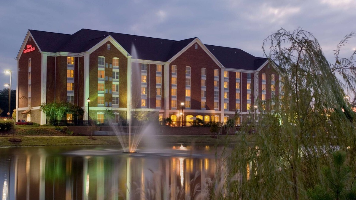 Madison Hotel | Hilton Garden Inn Jackson/Madison