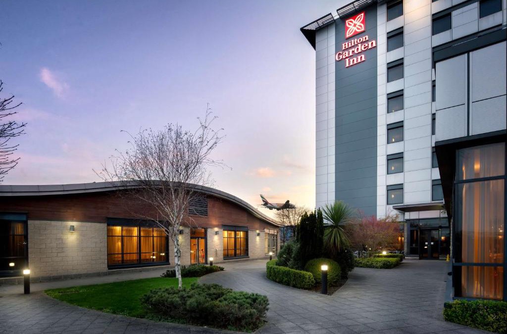 Heathrow Villages Hotel | Hilton Garden Inn London Heathrow Airport