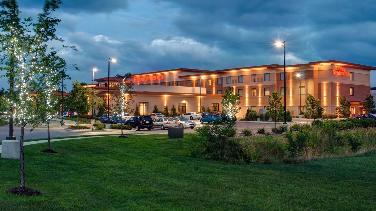 Milwaukee Hotel | Hilton Garden Inn Milwaukee Airport