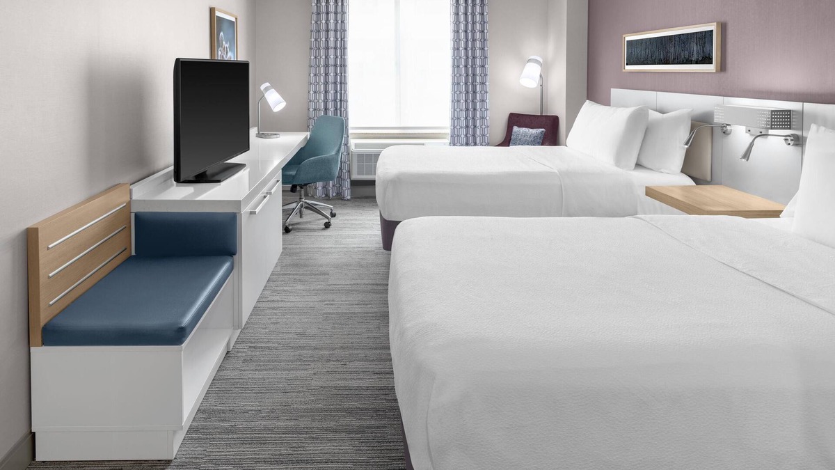 Queens Hotel | Hilton Garden Inn Queens/JFK Airport