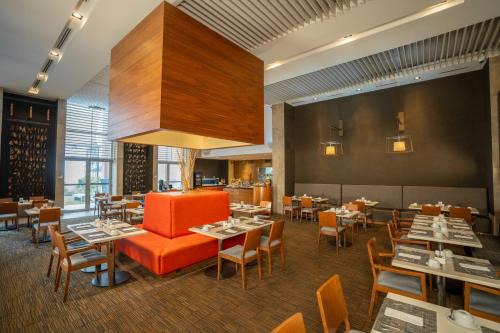Pudahuel Hotel | Hilton Garden Inn Santiago Airport