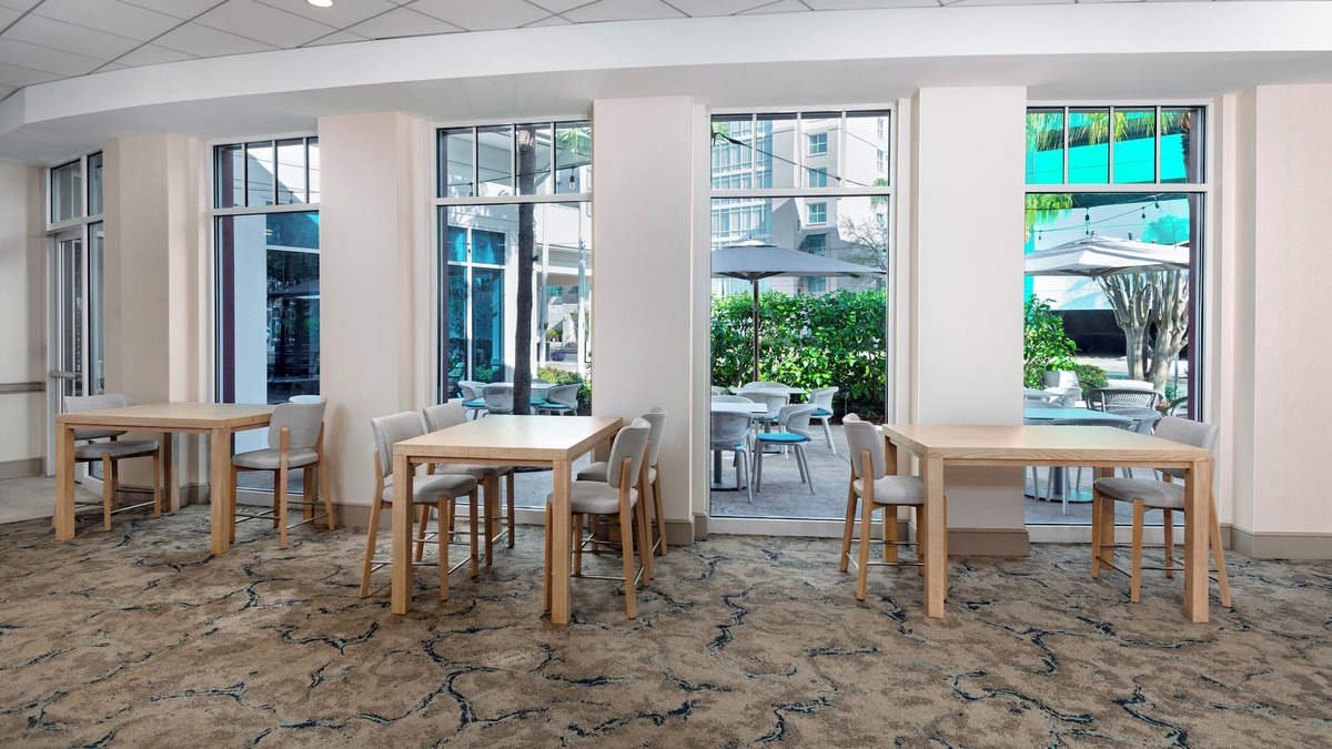 Westshore Hotel | Hilton Garden Inn Tampa Airport Westshore