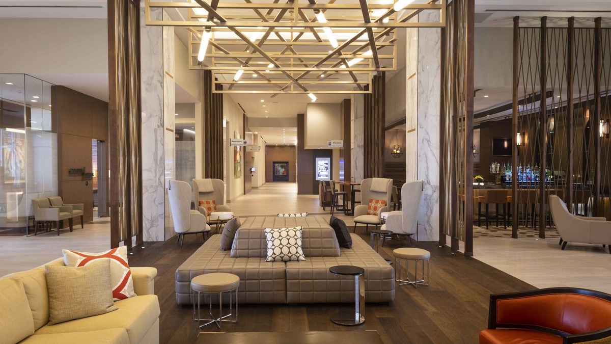 Ludlam Hotel | Hilton Miami Dadeland