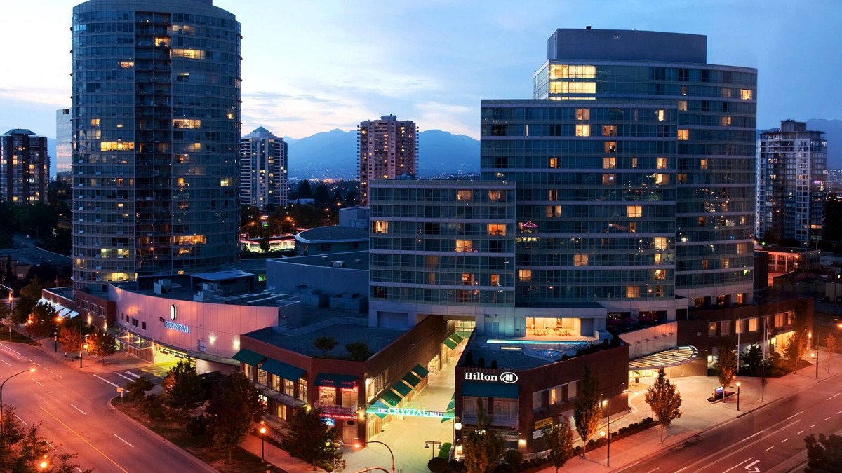 Metrotown Hotel | Hilton Vancouver Metrotown