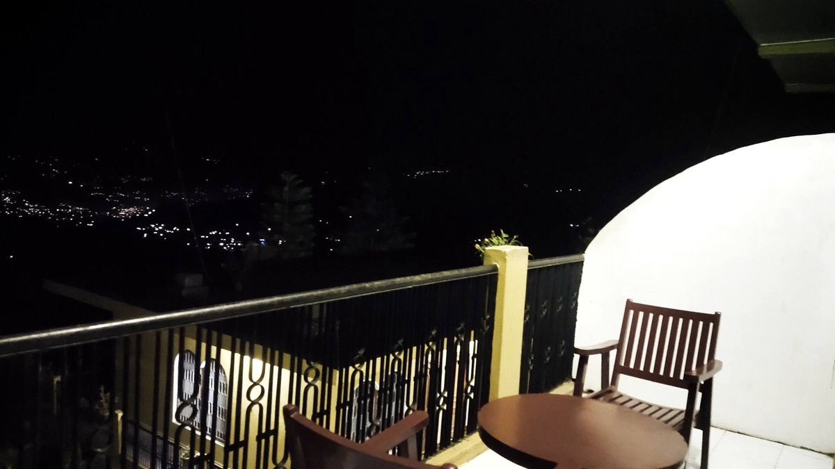 Kausani Hotel | Himalaya Mount View Resort