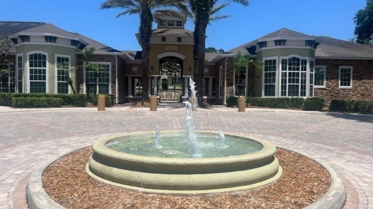 Tampa Apartment | Hip Condo EZ Access to All!