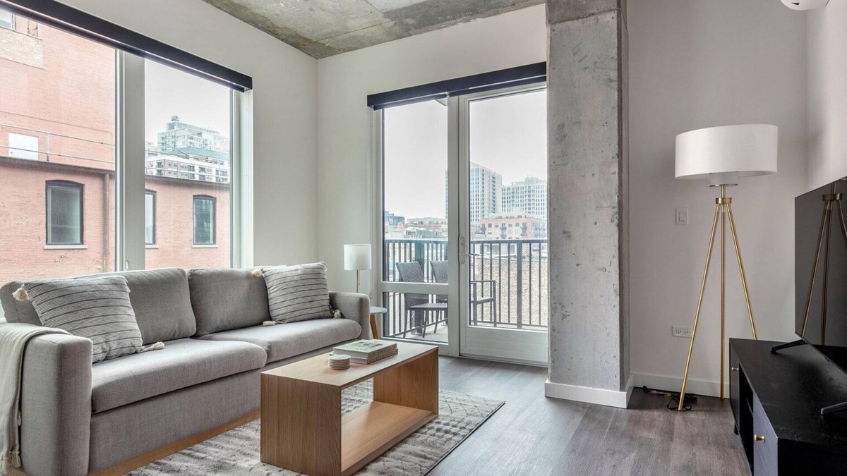 Killgubbin Apartment | Hip River North 1BR w/Gym, Sky Terrace & Yoga Studio, by Blueground