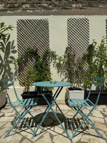 Saint-Fargeau Hotel | Hipotel Lilas Gambetta