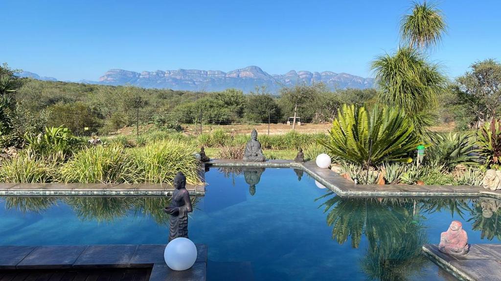 Hoedspruit House | hippomoon lodge game reserve