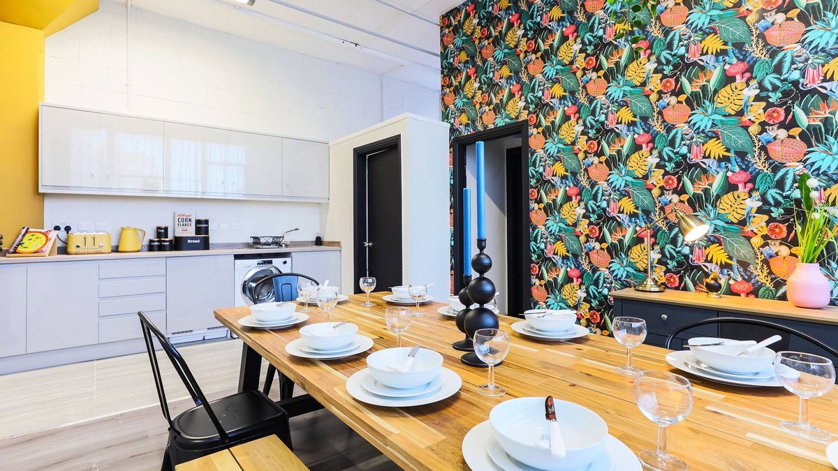 Hackney Wick Apartment | Hipster Hackney Spirits/Chill vibes/Sleeps 10!