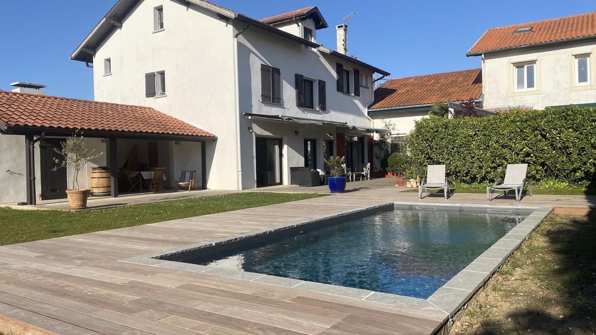 Biarritz House | Hiru Alabak - Biarritz House 4bed - 8p Quiet Swimming pool - south-facing garden