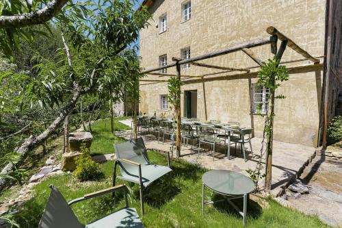 SantʼAndrea di Compito House | Historic 1700S Villa Among Lucca Olive Groves